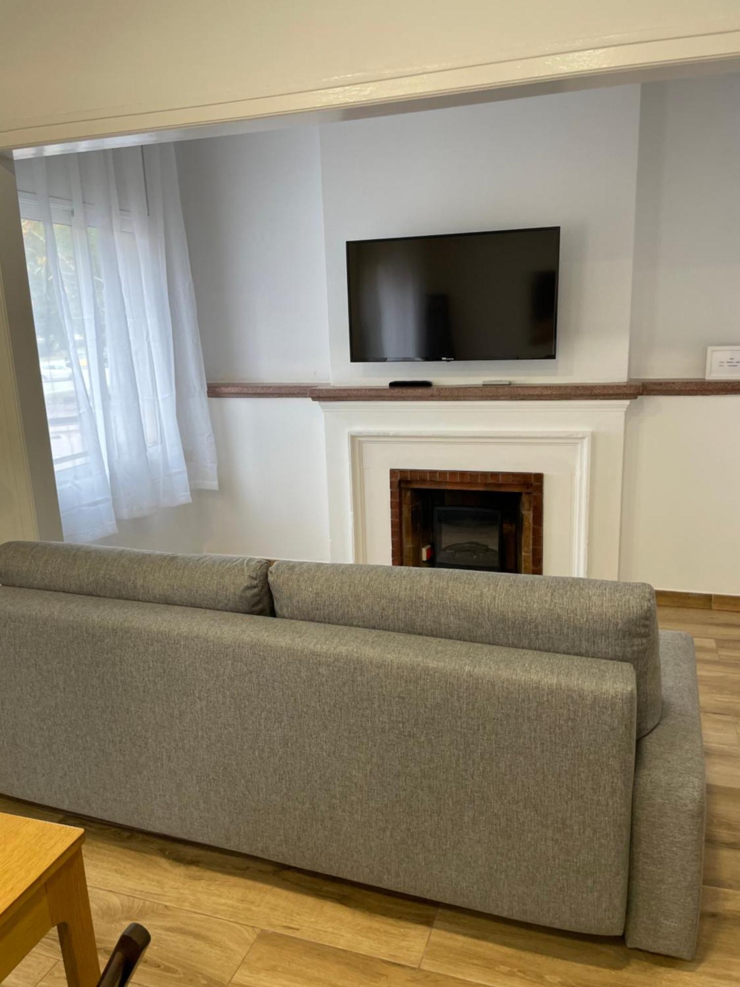 Apartamentos Tarradellas Sants Estacio Барселона Экстерьер фото
