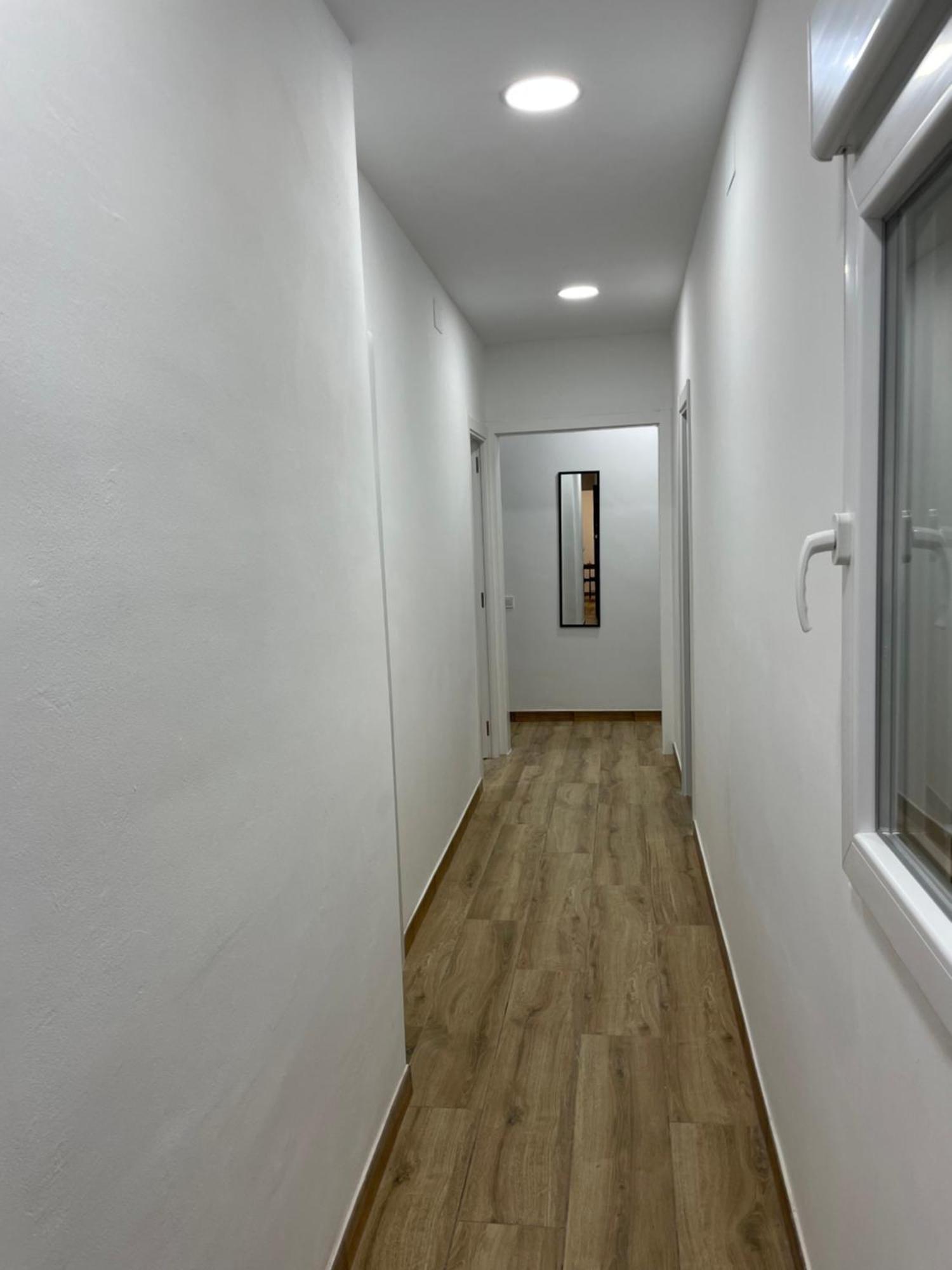 Apartamentos Tarradellas Sants Estacio Барселона Экстерьер фото