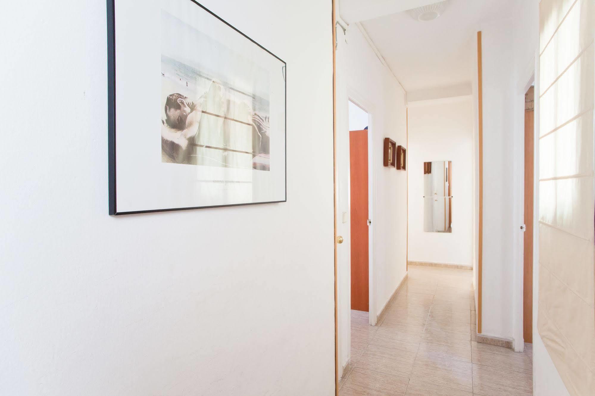 Apartamentos Tarradellas Sants Estacio Барселона Экстерьер фото